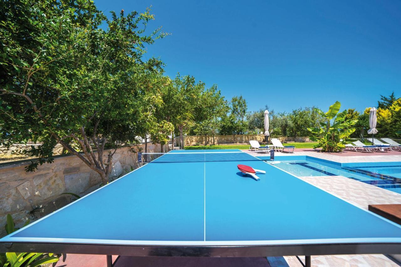 Villas Louloudaki Λούτρα Εξωτερικό φωτογραφία