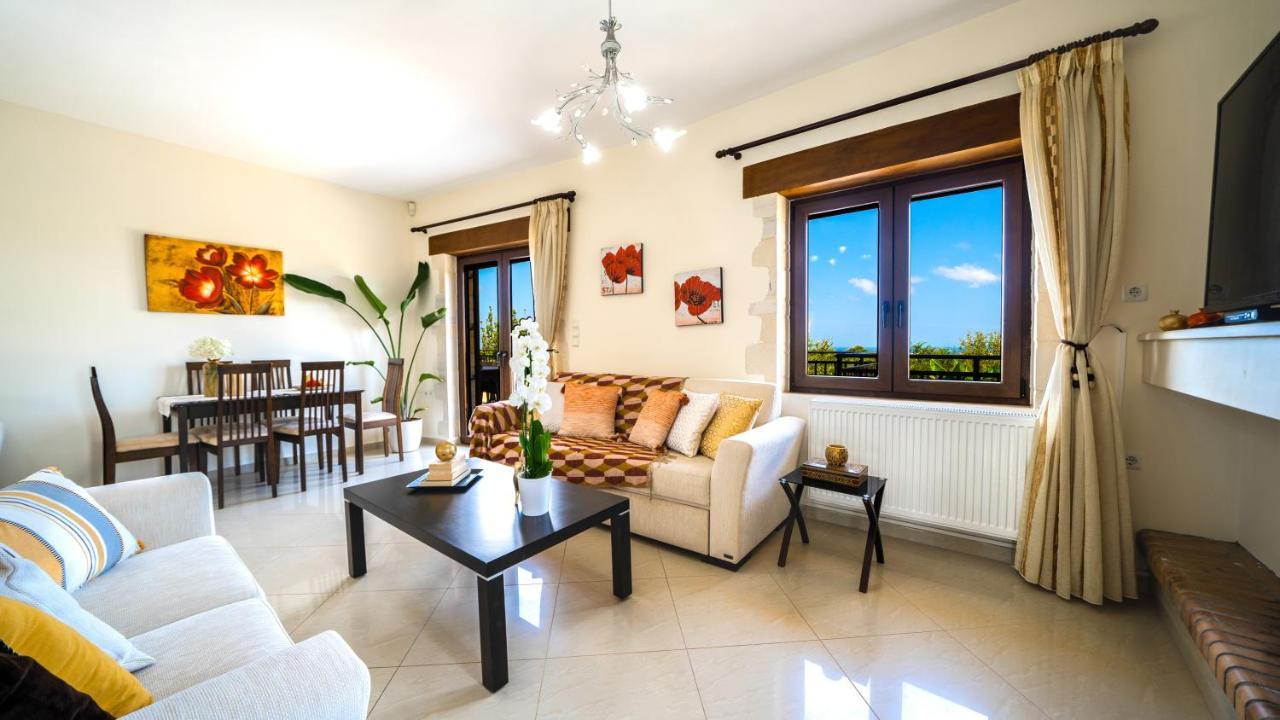 Villas Louloudaki Λούτρα Εξωτερικό φωτογραφία