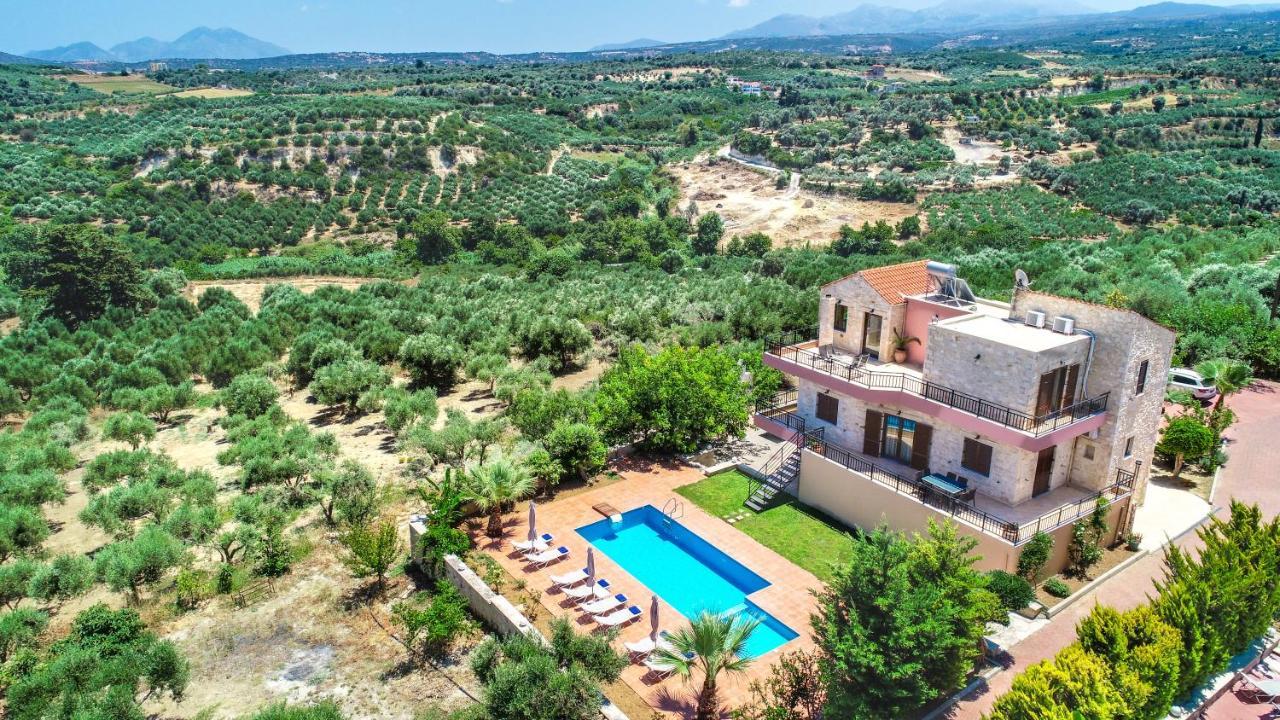 Villas Louloudaki Λούτρα Εξωτερικό φωτογραφία