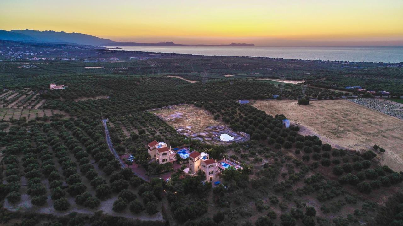 Villas Louloudaki Λούτρα Εξωτερικό φωτογραφία