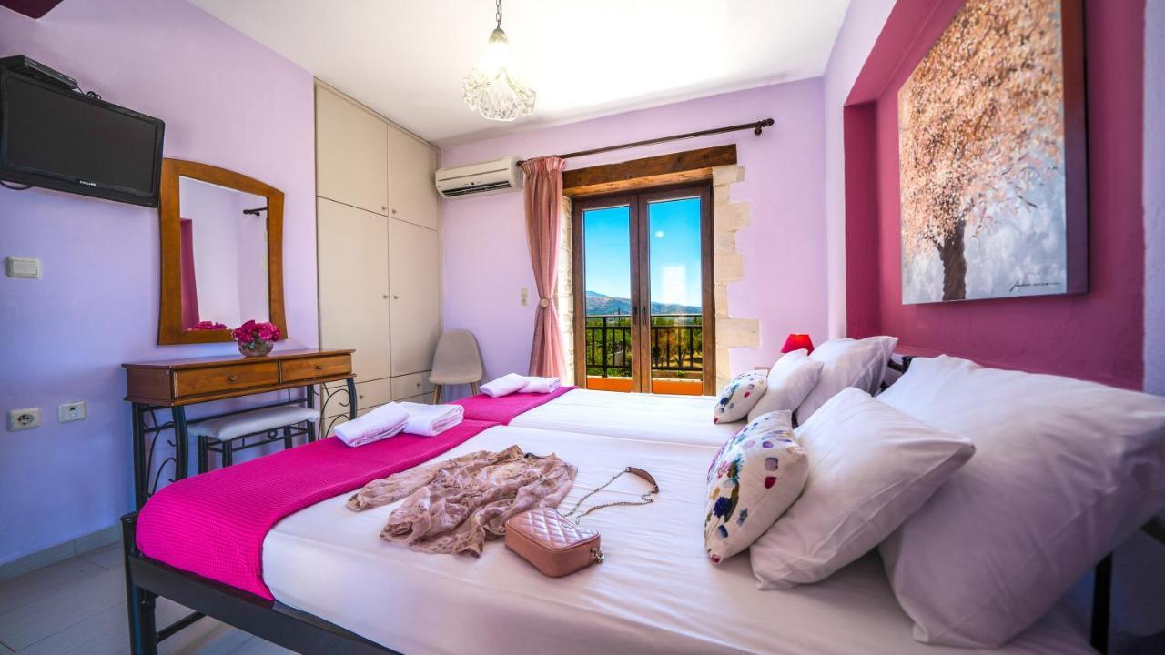 Villas Louloudaki Λούτρα Εξωτερικό φωτογραφία