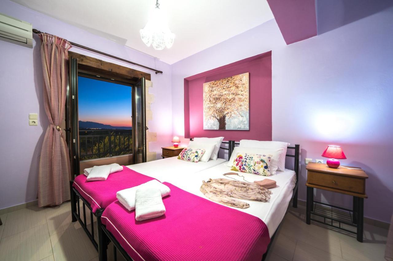Villas Louloudaki Λούτρα Εξωτερικό φωτογραφία