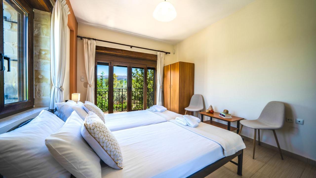 Villas Louloudaki Λούτρα Εξωτερικό φωτογραφία
