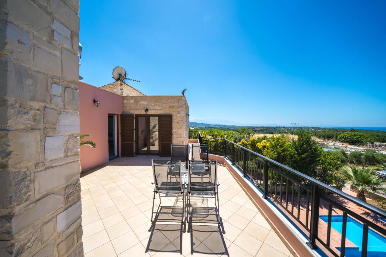 Villas Louloudaki Λούτρα Εξωτερικό φωτογραφία