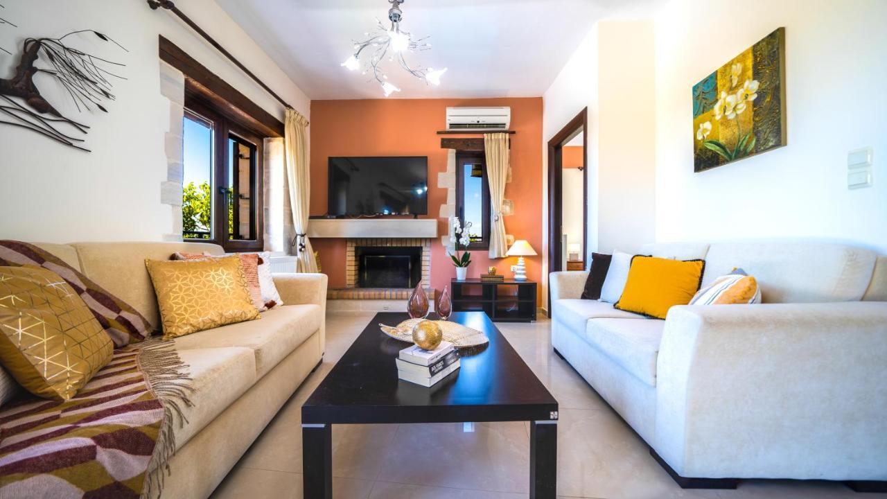 Villas Louloudaki Λούτρα Εξωτερικό φωτογραφία