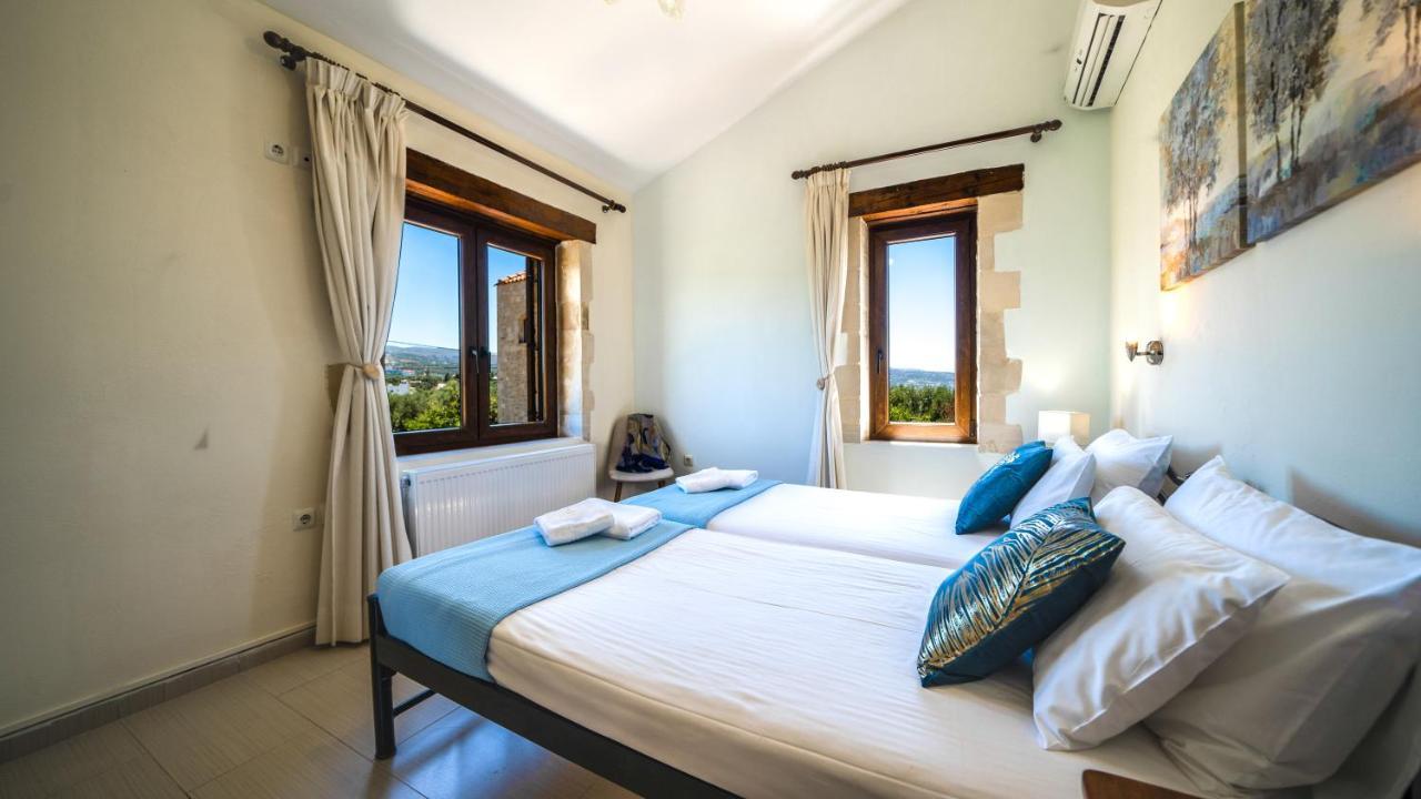 Villas Louloudaki Λούτρα Εξωτερικό φωτογραφία