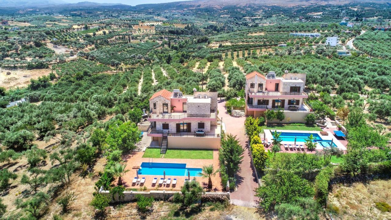 Villas Louloudaki Λούτρα Εξωτερικό φωτογραφία